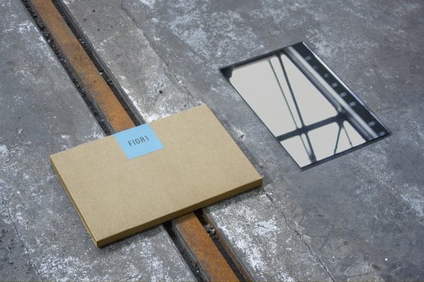 Figr1 Mirror Reflector Rectangle - Packaging